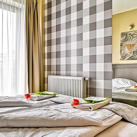 Karkonoska Blisko Szlakow I Wyciagow By Royal Aparts カルパッチ